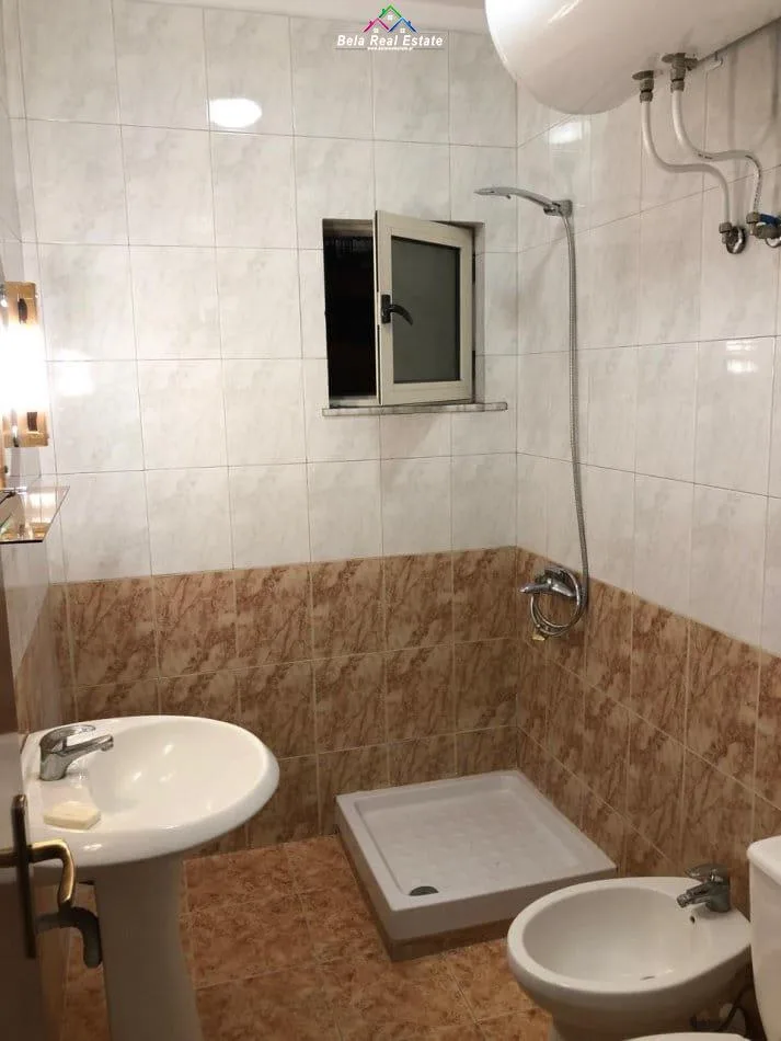 Apartament Ne Shitje 2+1 tek Fusha e Aviacionit (ID B120665) Tirane