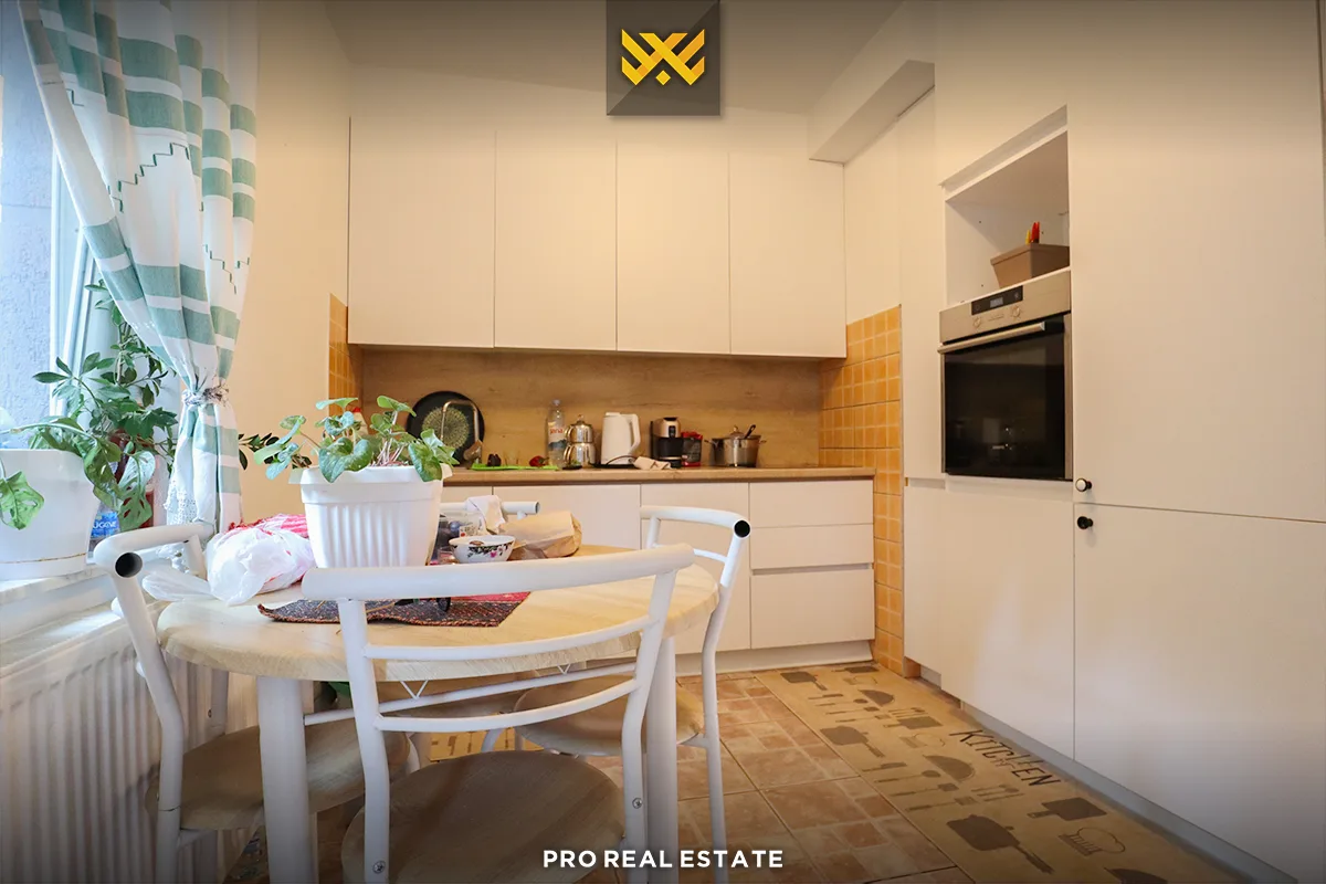 Shtëpi 260m² me #Qira në Gërmi.