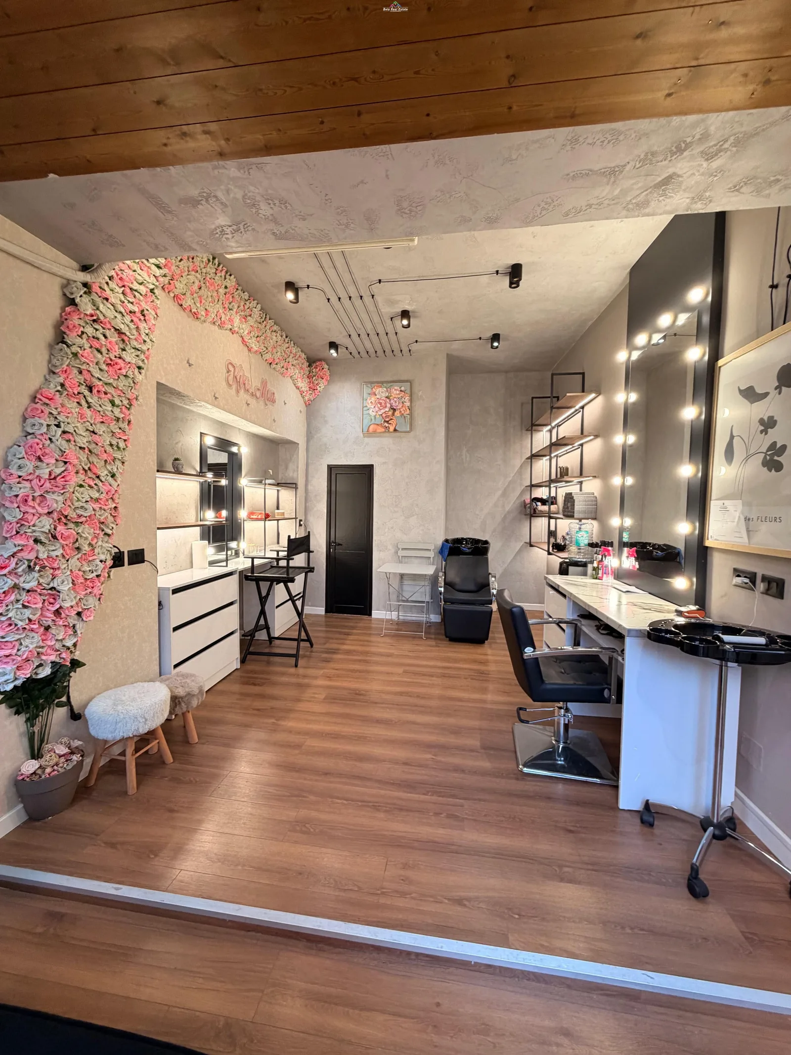 Shitet Biznesi Make Up Studio Ne Vasil Shanto ( ID BSHB175) Tirane