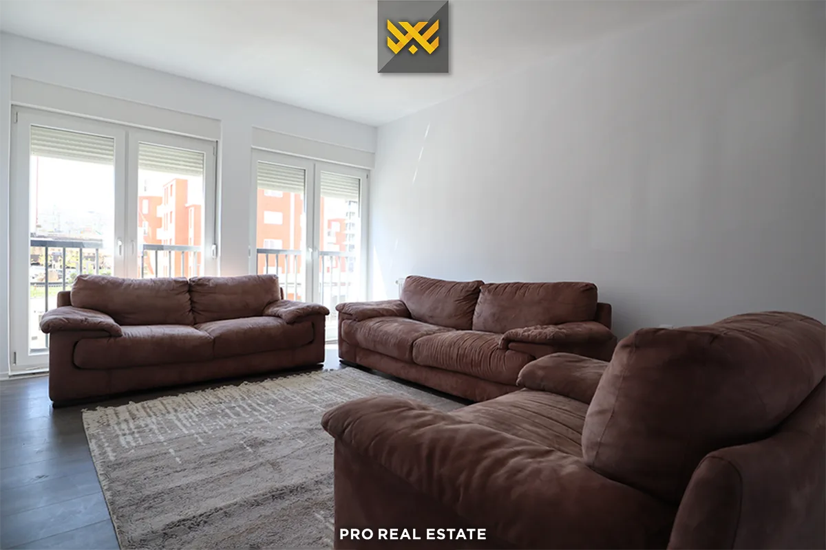 Banesë 90m² me #QIRA në Veternik