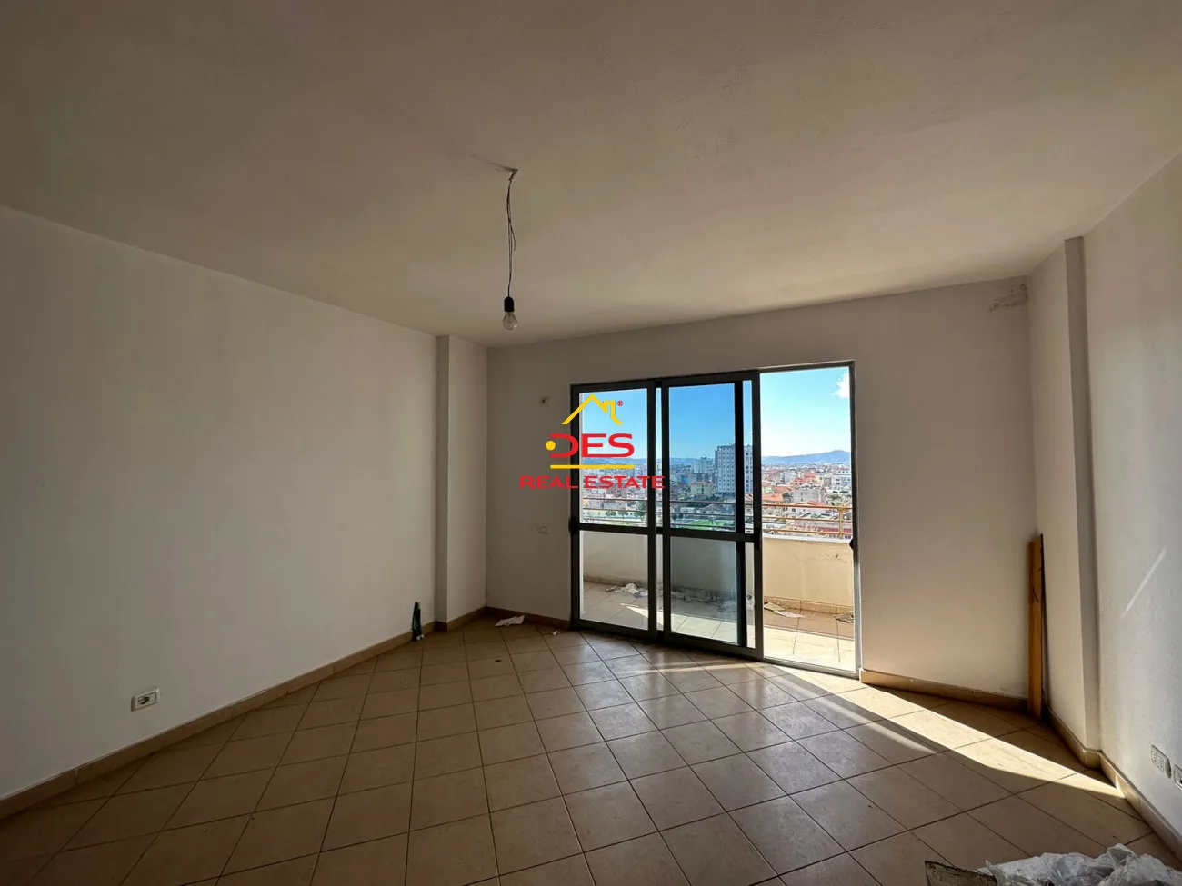 Shitet apartament 1+1 në lagjen ‘qemal stafa’, elbasan.