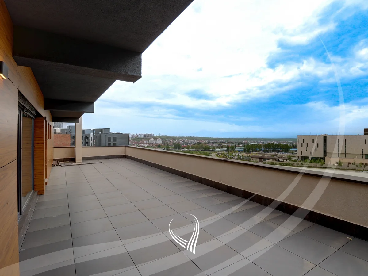 Penthouse me 3 dhoma gjumi me qira në lagjen Arbëria-Dragodan