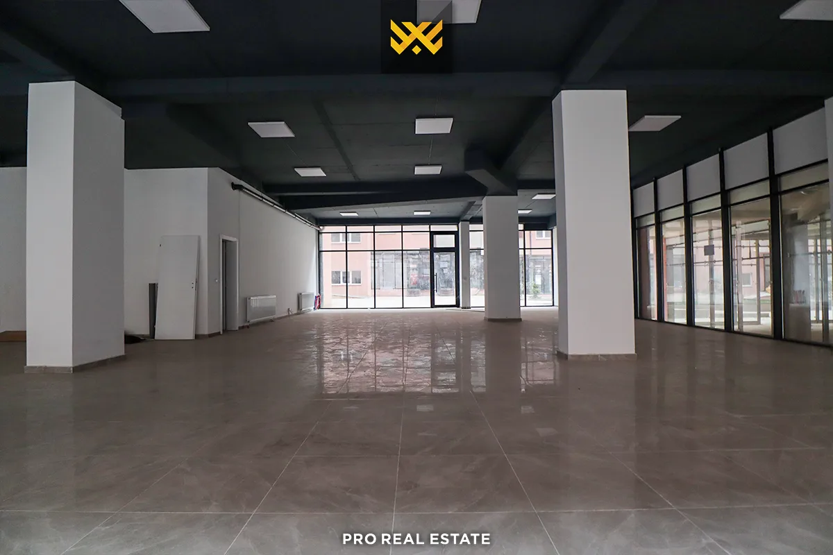 Lokal 382m² me #QIRA në Fushë Kosovë