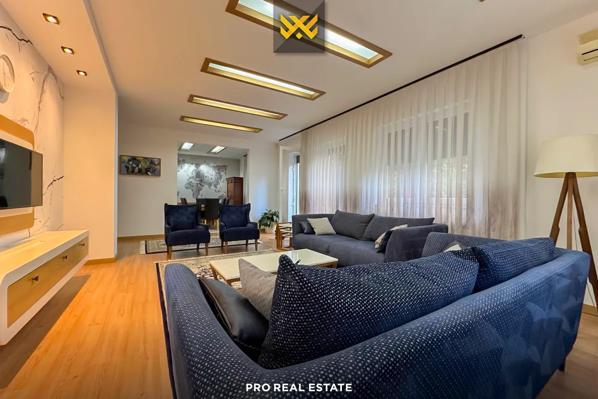 Kat shtëpie 180m² me #QIRA në Aktash