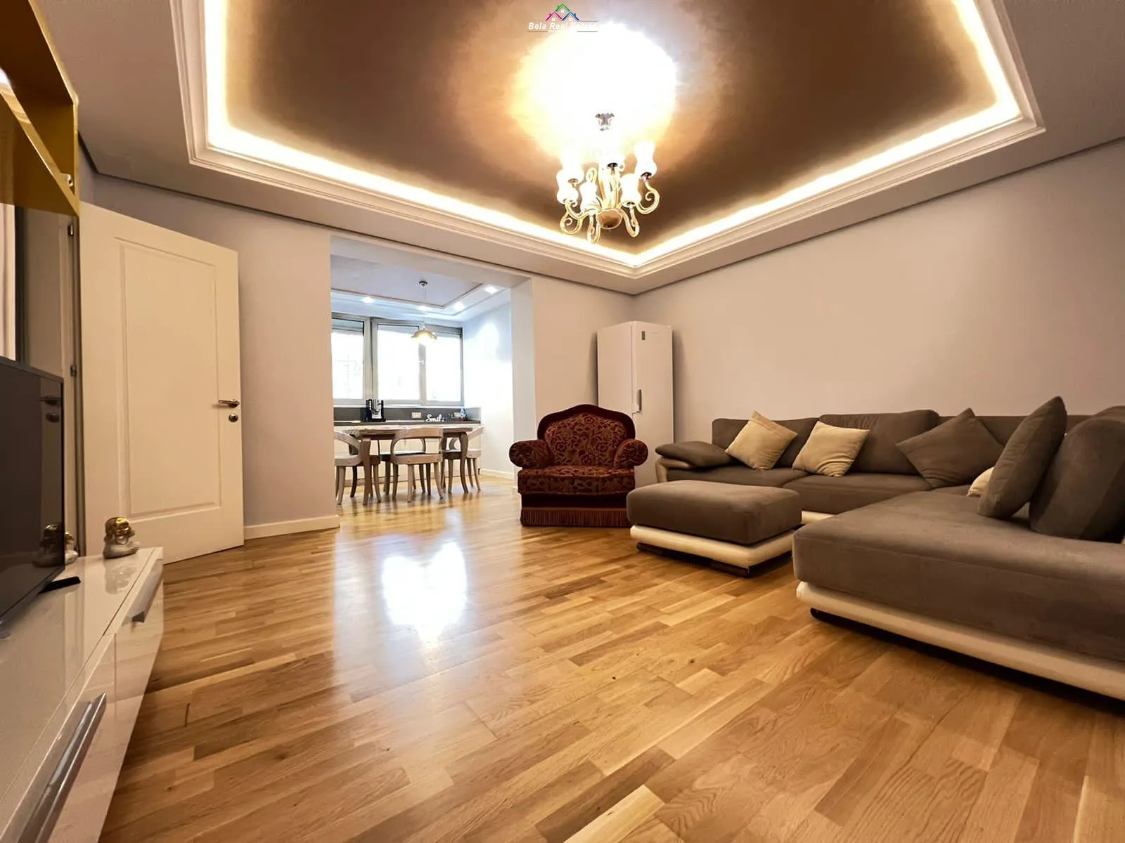 Apartament Me Qera 2+1 Ne Qender (ID B22137) Tirane