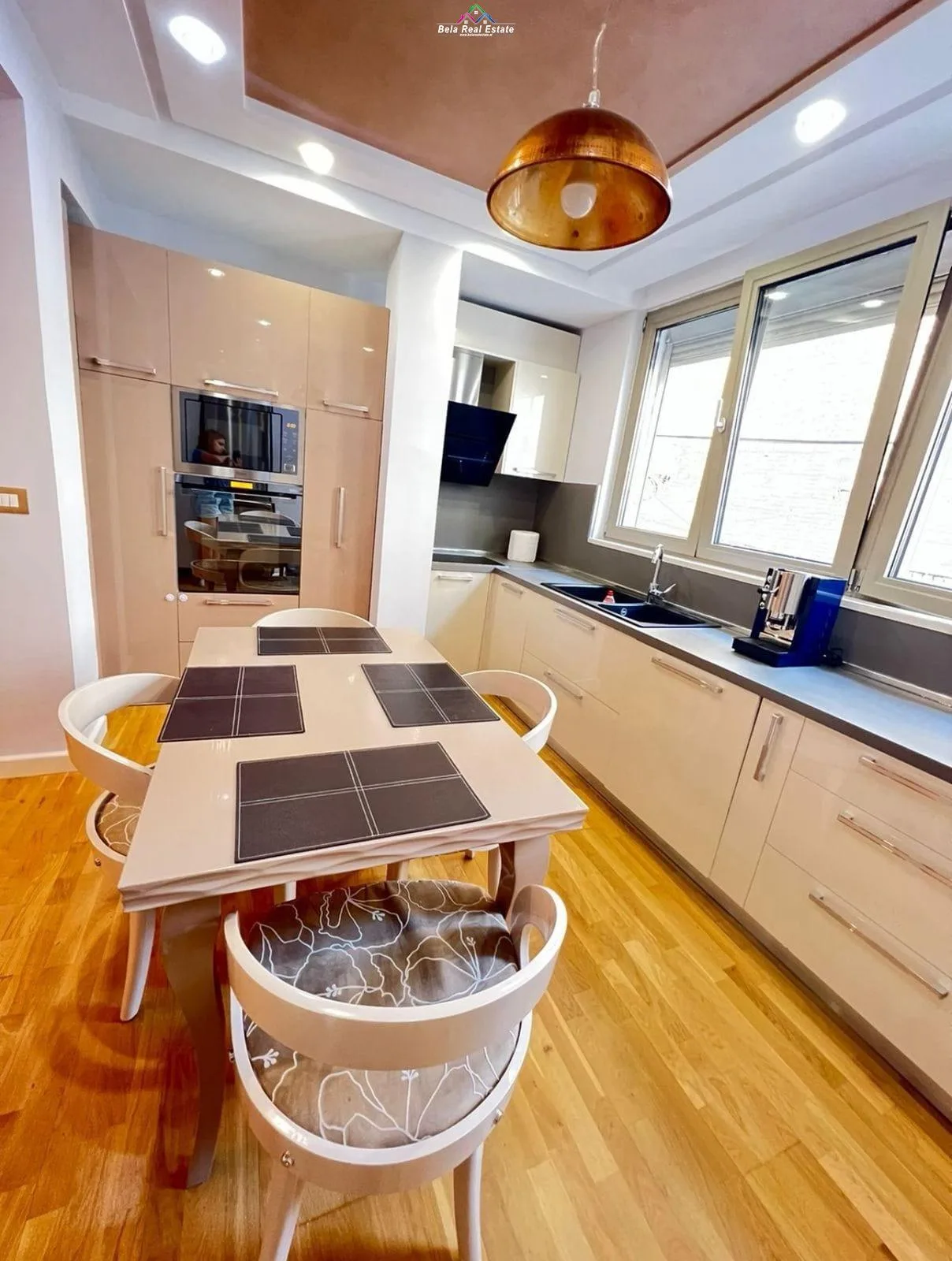 Apartament Me Qera 2+1 Ne Qender (ID B22137) Tirane
