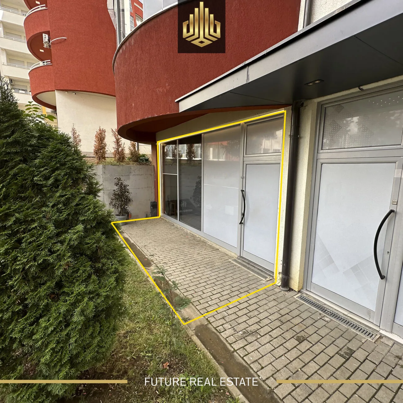 Lokal me QIRA/103m2