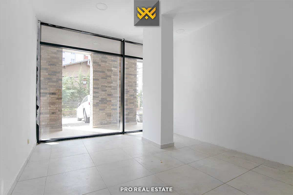 Lokal 42m² për #SHITJE në Lagjen e Spitalit.