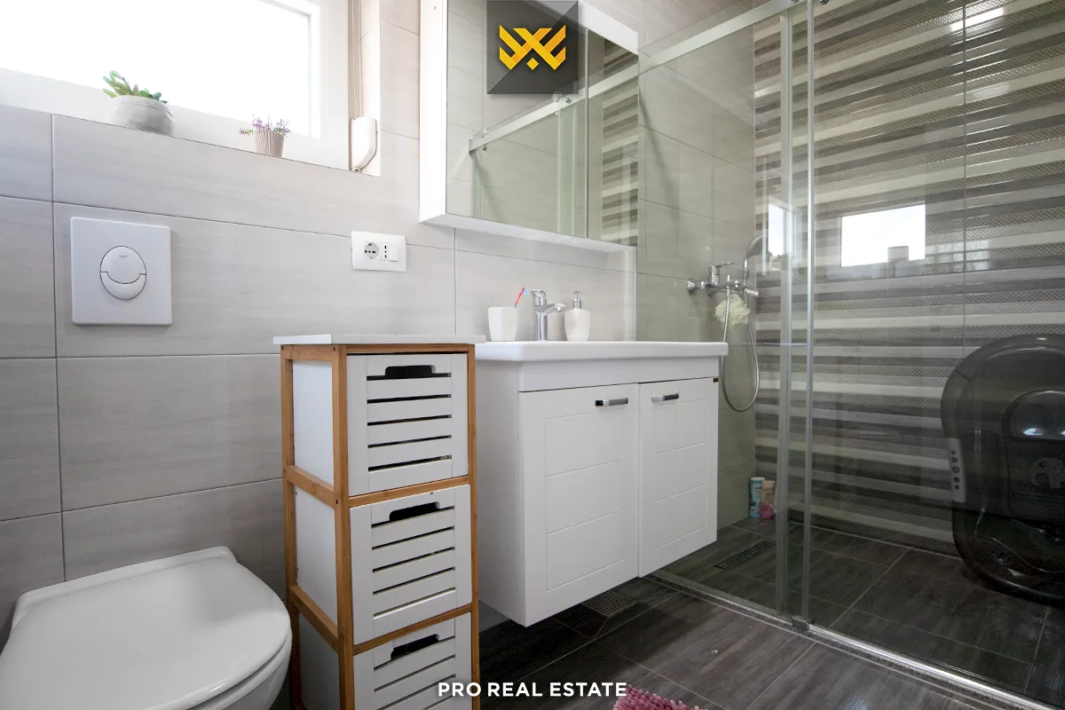 Shtëpi 202m² për #SHITJE në Lagjen Qershia
