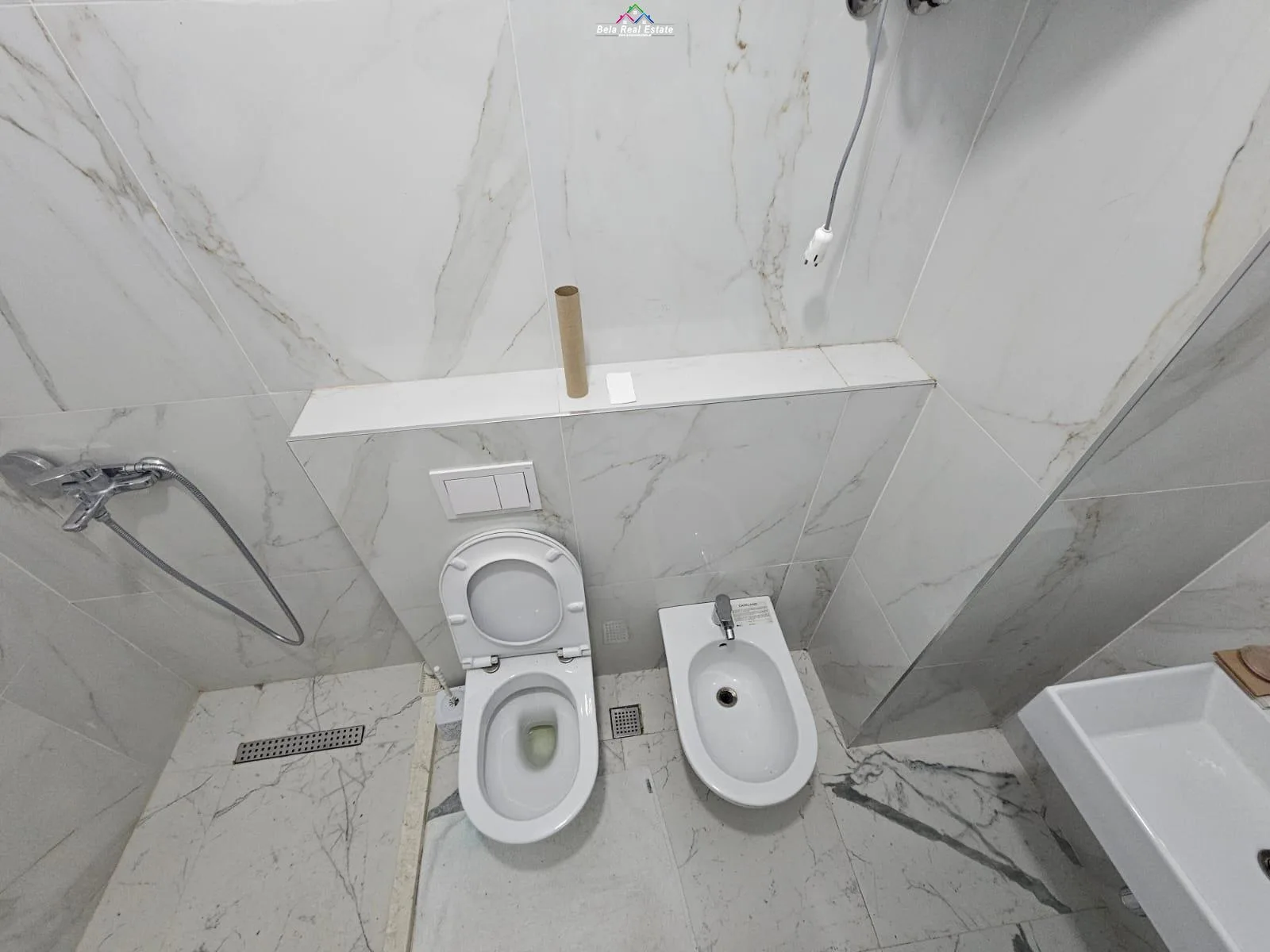 Apartament Me Qera 2+1 Ne Porcelan (ID B2201628) Tirane