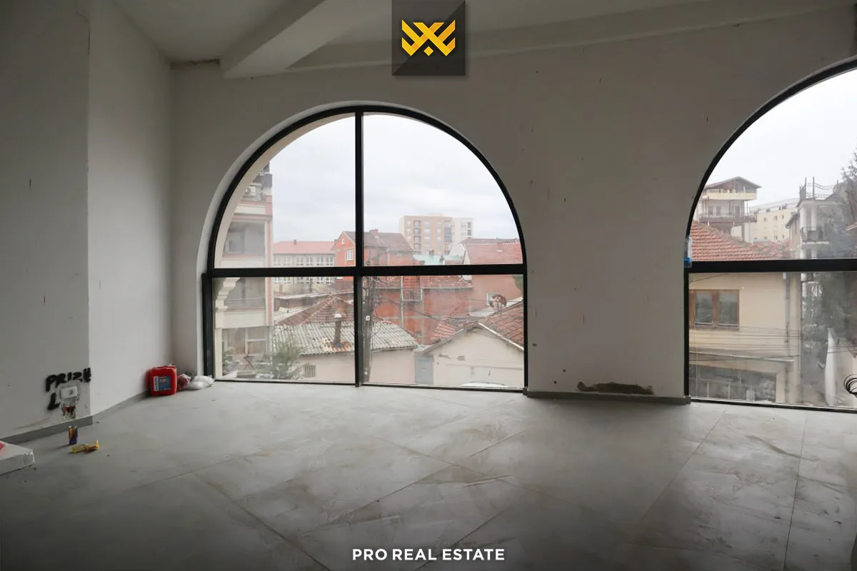 Lokal 150m² në #SHITJE në Tophane