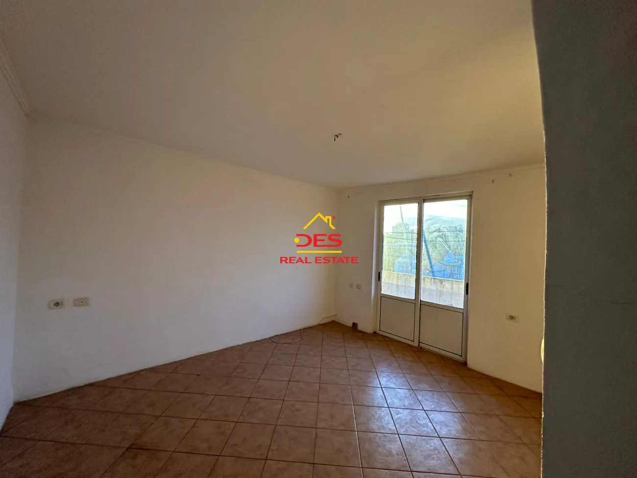Shitet apartament 1+1 në lagjen ‘dyli haxhire’ elbasan.