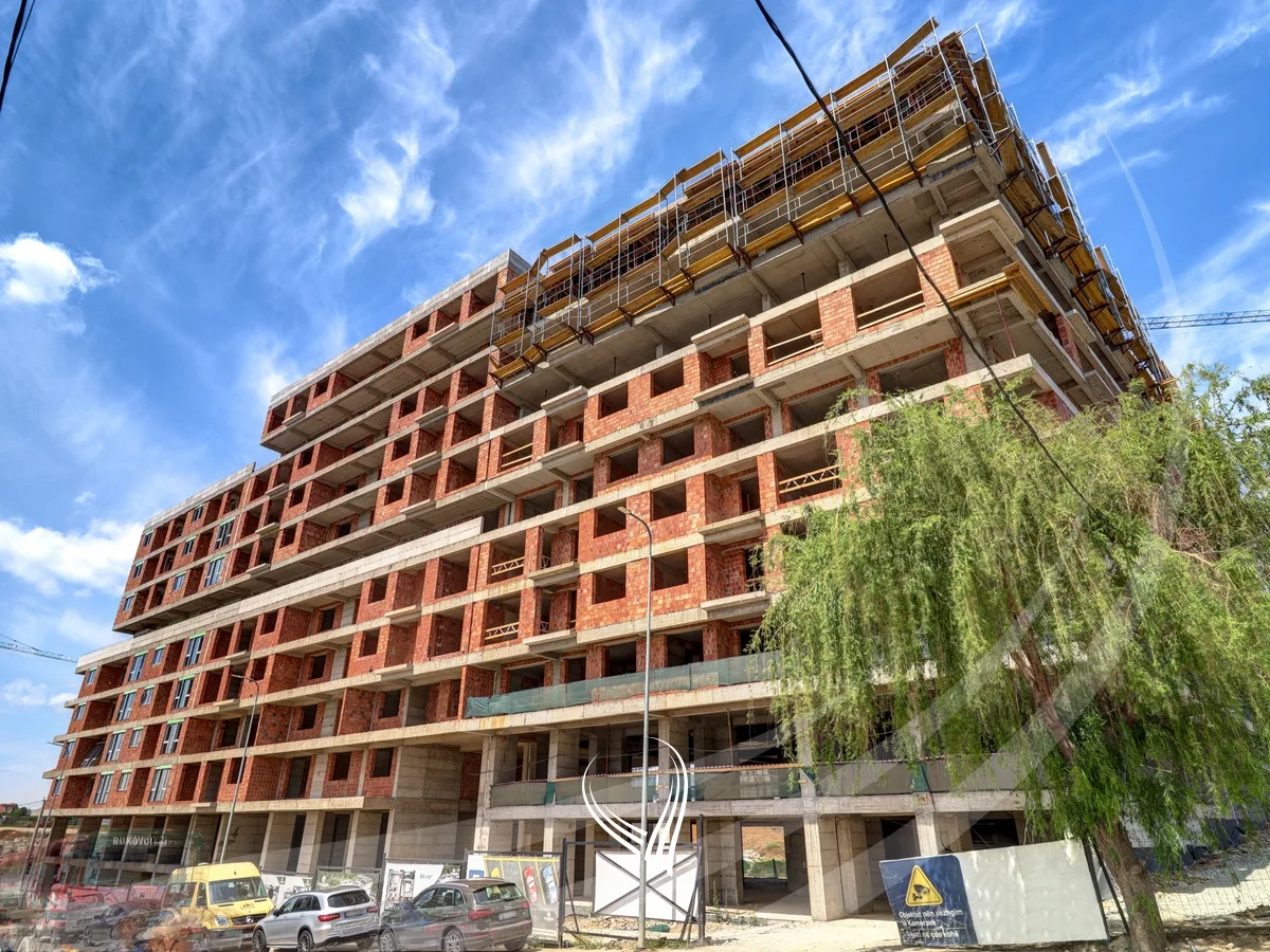 Banesë me 2 dhoma gjumi në shitje në lagjen Prishtina e Re