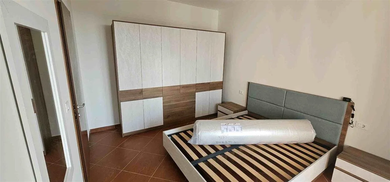 Apartament Me Qera 1+1 Tek Ish-Stacioni i Trenit (ID B2101114) Tirane