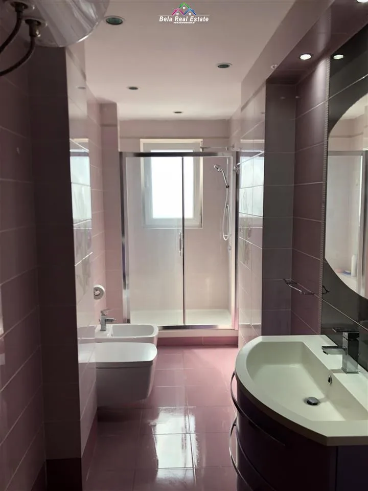 Apartament Me Qera 3+1 Ne Qender (ID B230101) Tirane.