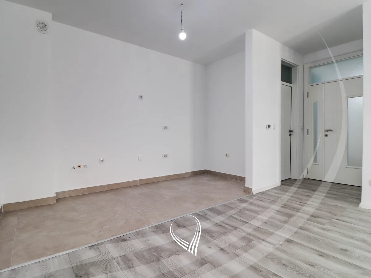 Banesë me 3 dhoma gjumi në shitje në lagjen Arbëria - Dragodan