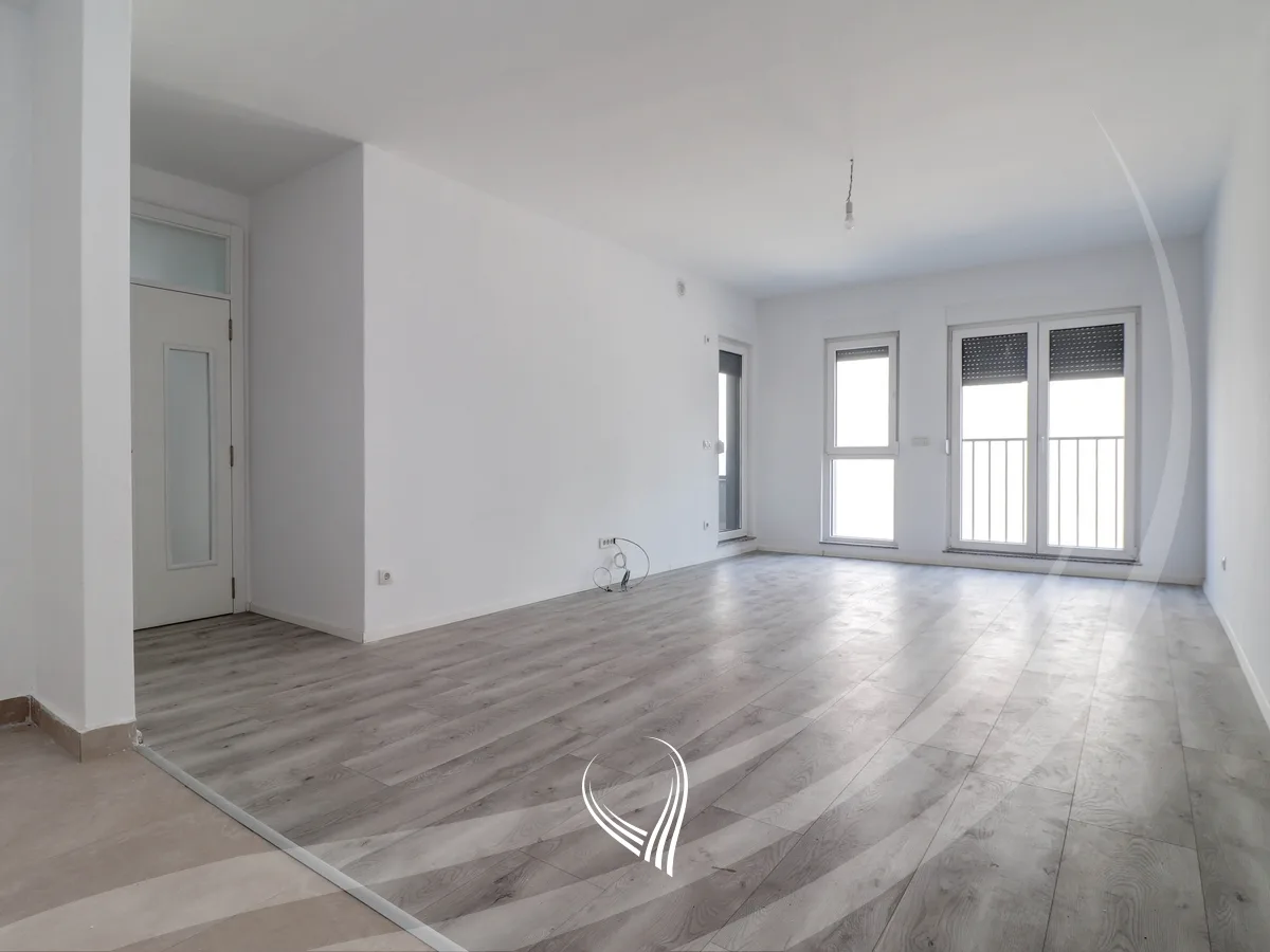 Banesë me 3 dhoma gjumi në shitje në lagjen Arbëria - Dragodan