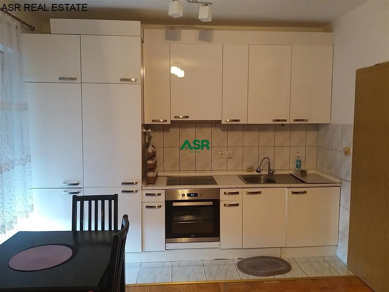 Ofrohet #banesa ne #shitje në lagjen bregu i diellit