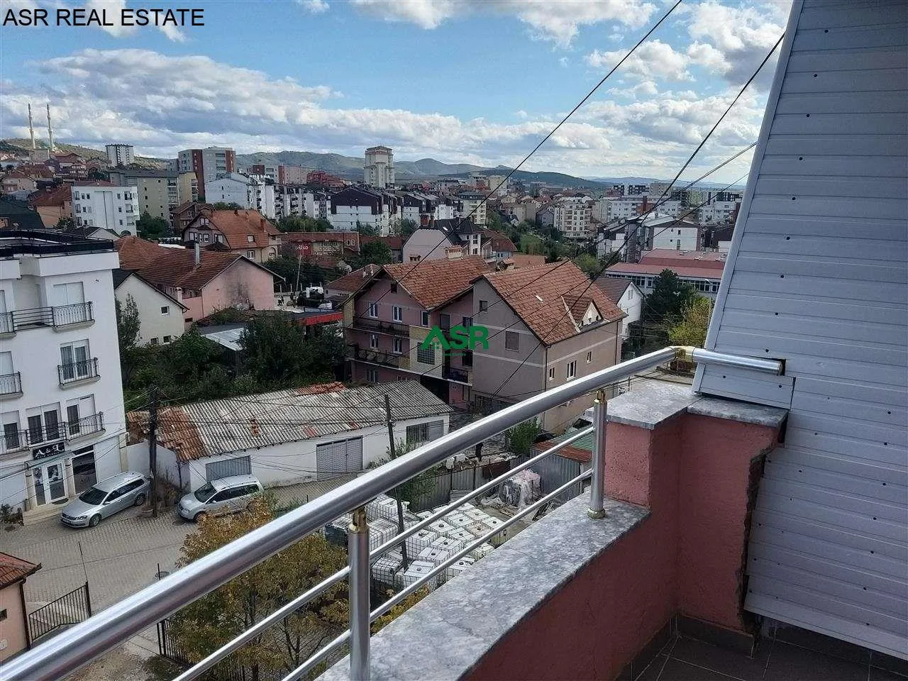 Ofrohet #banesa ne #shitje në lagjen bregu i diellit