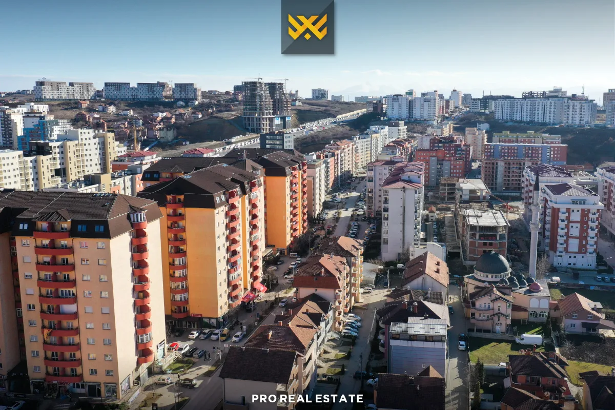 Lokal 35m² për #SHITJE në Emshir