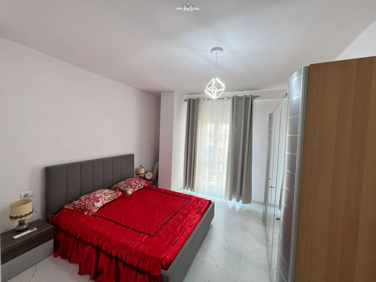 Apartament Me Qera 1+1 Tek Zogu i Zi (ID B2101322) Tirane