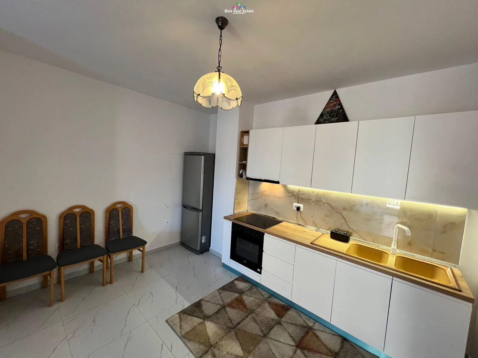 Apartament Me Qera 1+1 Tek Zogu i Zi (ID B2101322) Tirane