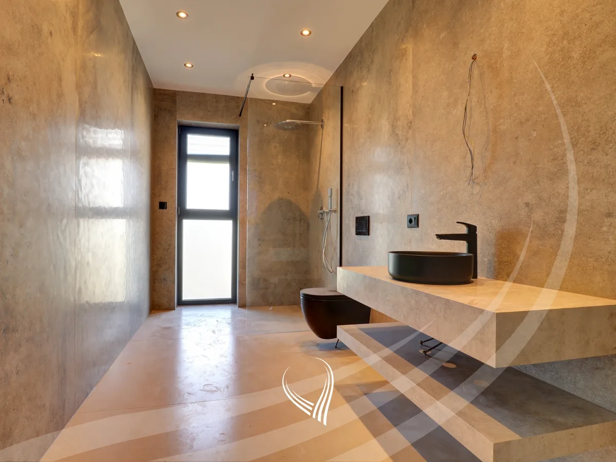 Shtëpi me 4 dhoma gjumi në shitje në Preoc – afër lagjes Marigona Residence