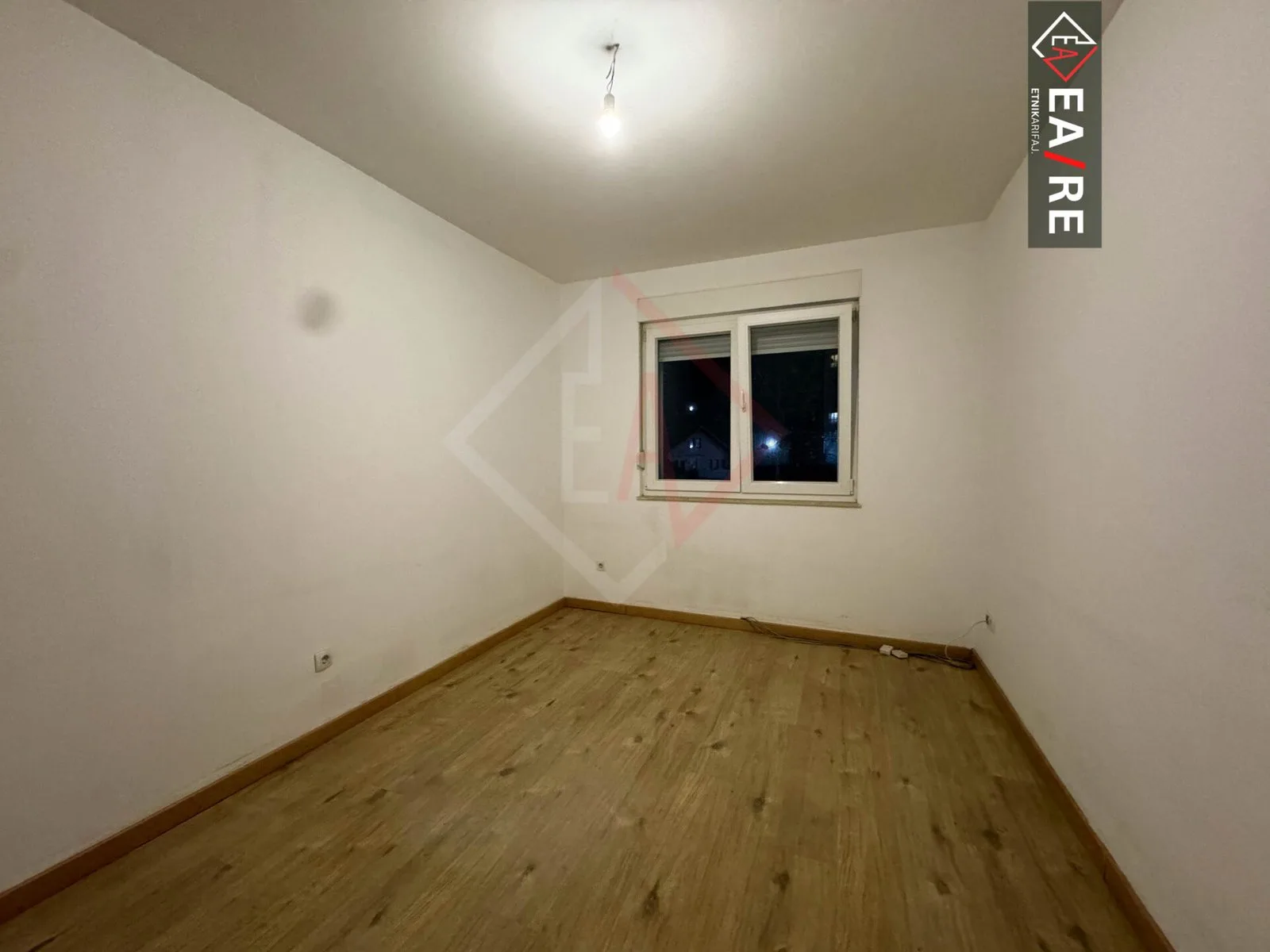 BANES-ZYRE ME QIRA NE RRUGEN C