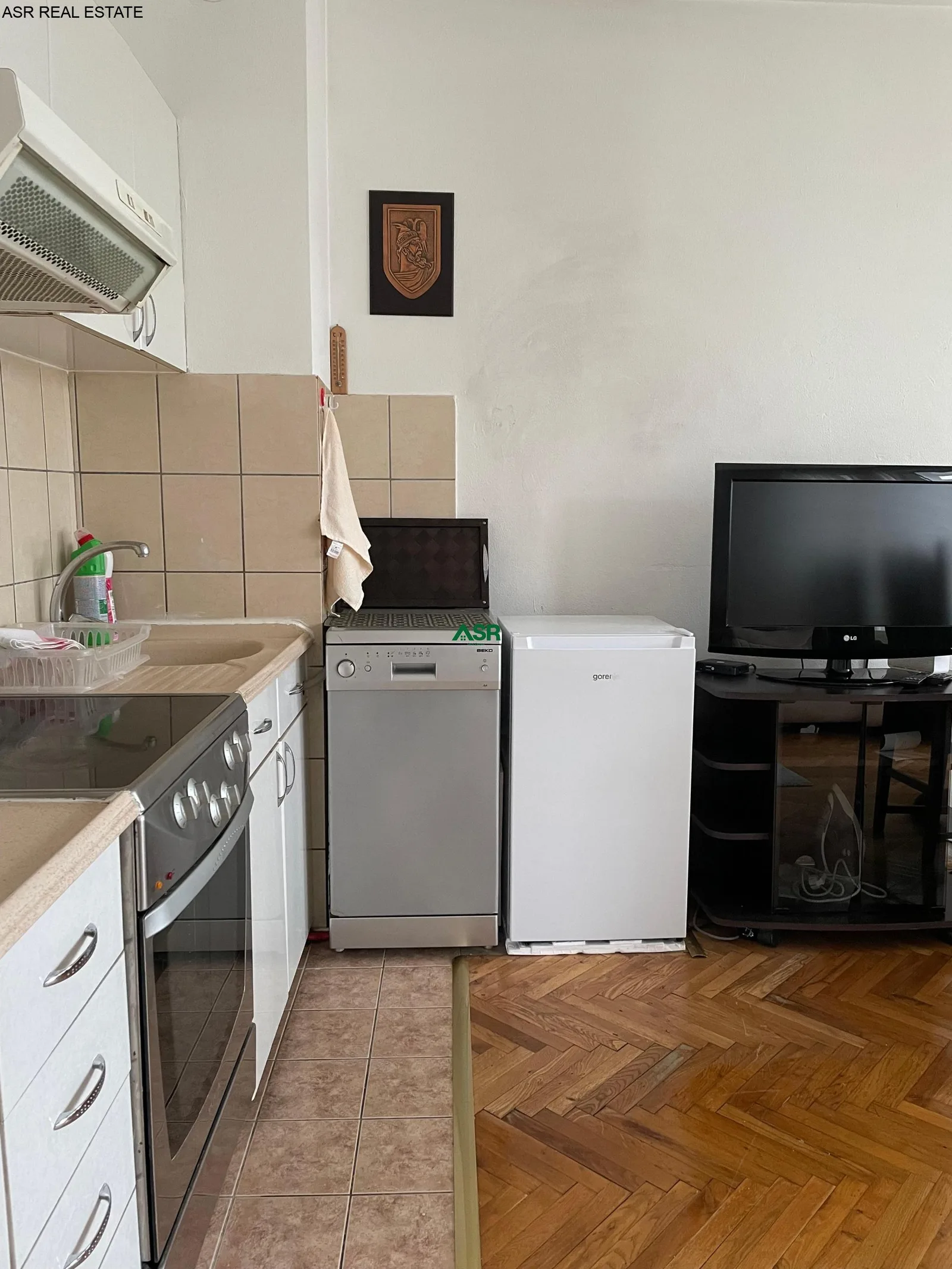 Banese me qira ne lagjen parku i qytetit