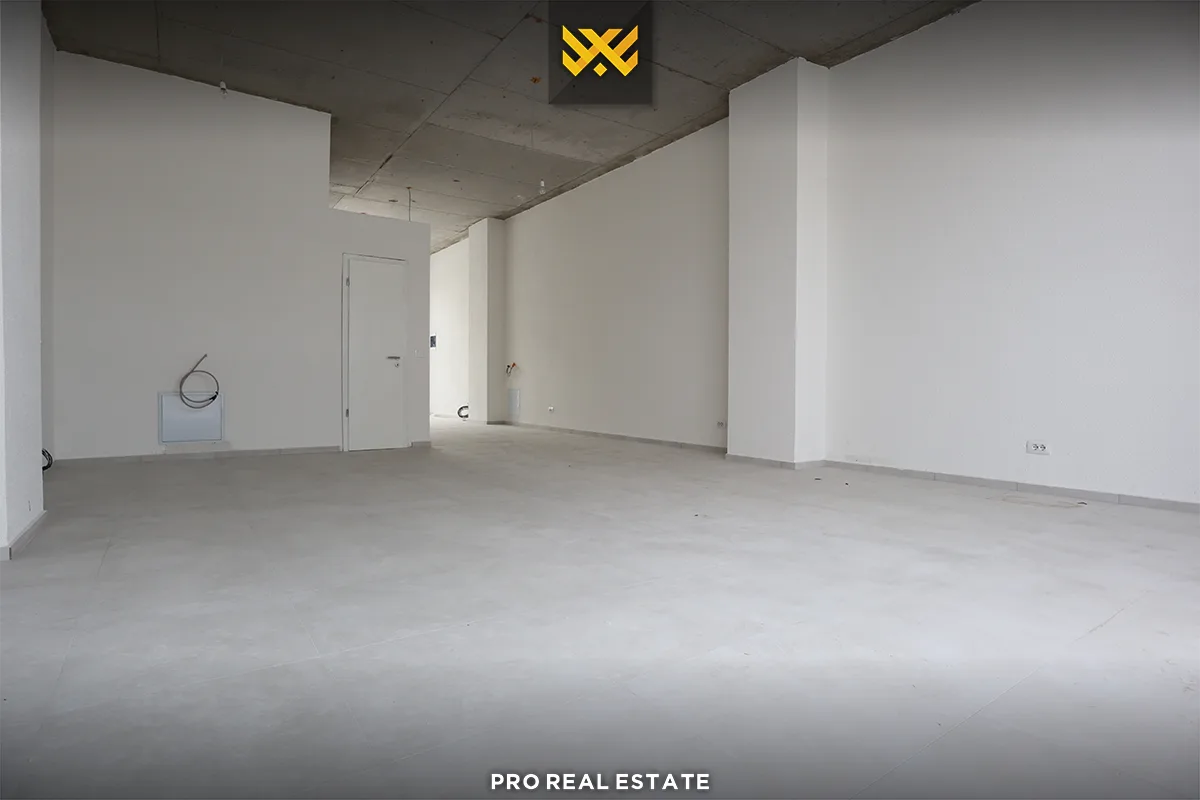 Lokal 87m² me #QIRA në Tophane.