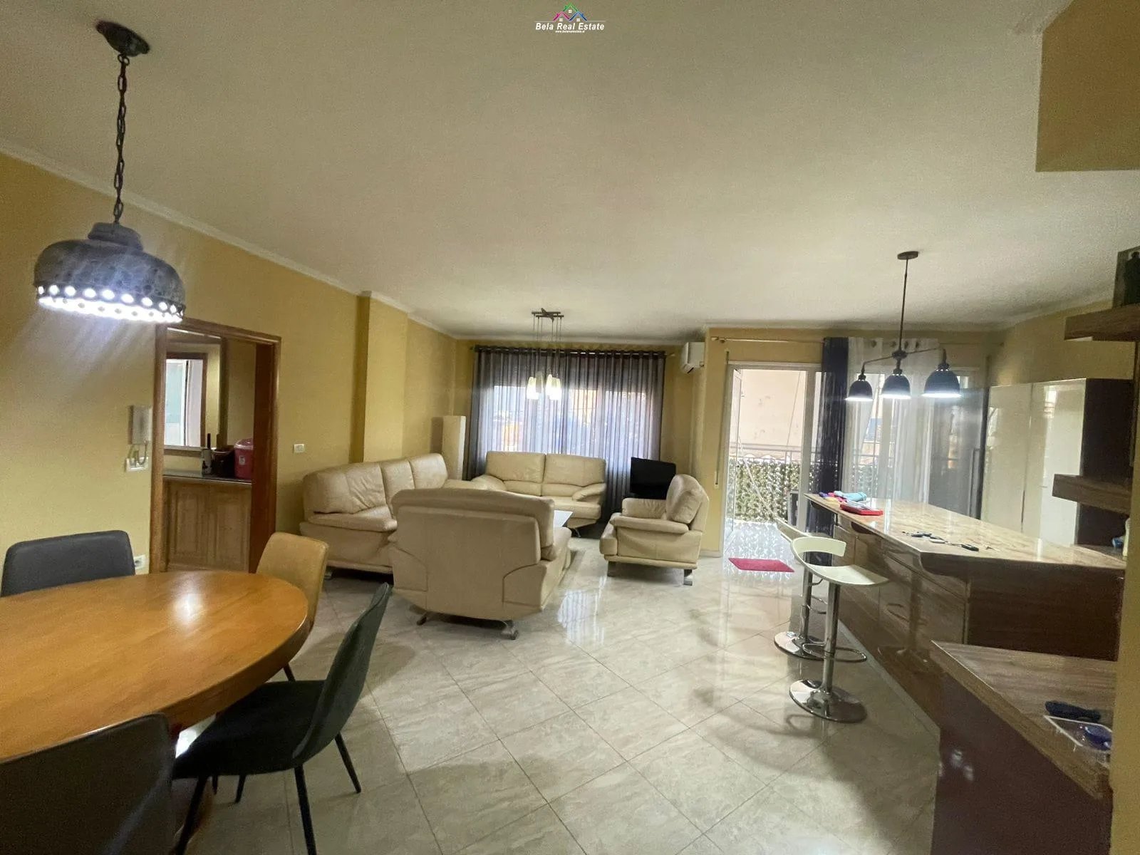 Apartament Me Qera 3+1+2 Tek 21 Dhjetori (ID B230177) Tirane