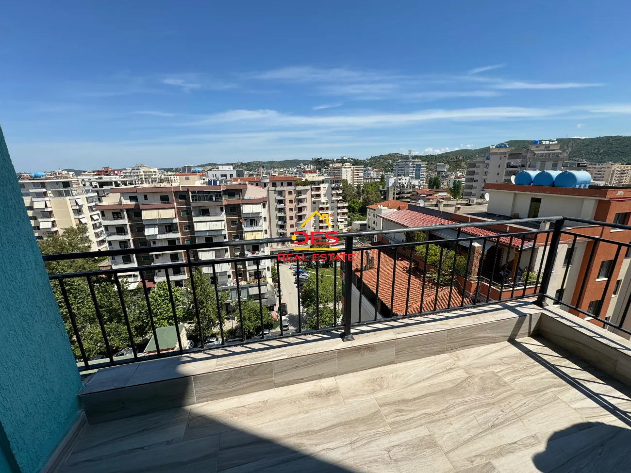 Jepet me qira apartament 2+1+2 pranë kombinatit të peshkut,vlorë.