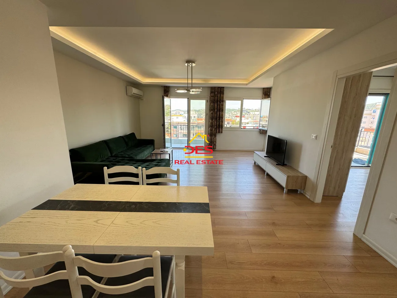 Jepet me qira apartament 2+1+2 pranë kombinatit të peshkut,vlorë.