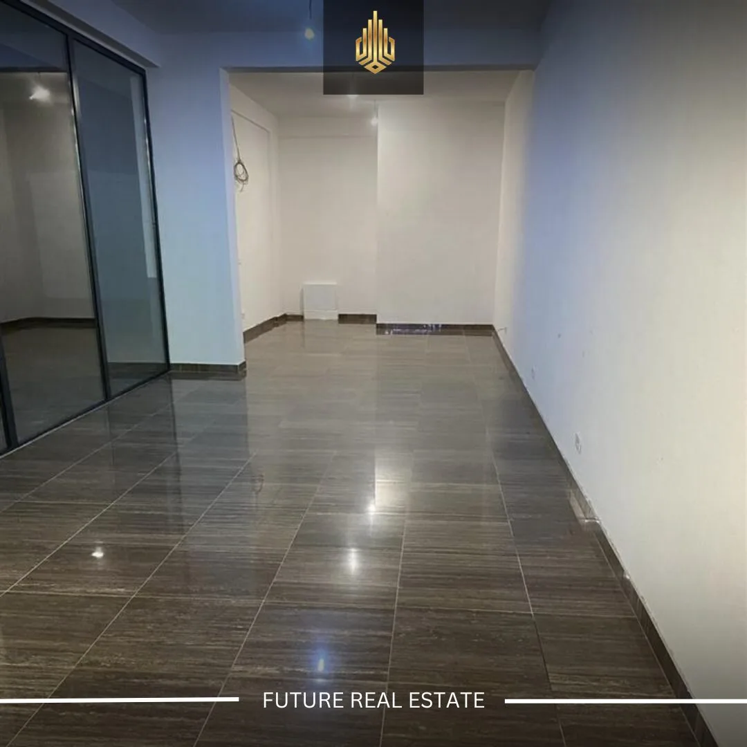 Lokal me QERA/73m²