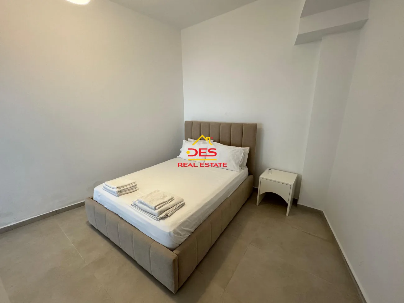 Shitet apartament 3+1+2 ne sarande