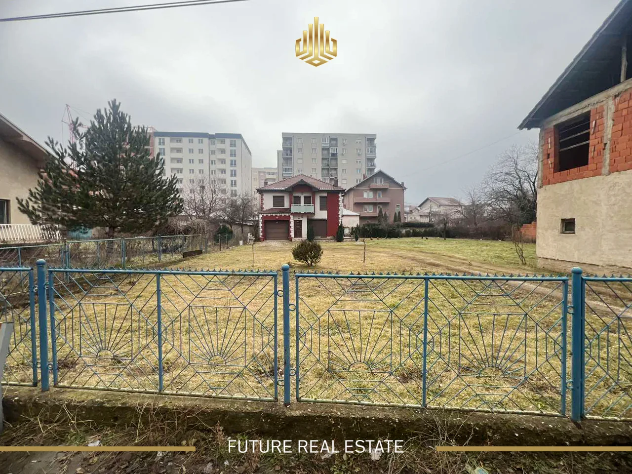 Shëpia në SHITJE/200m2