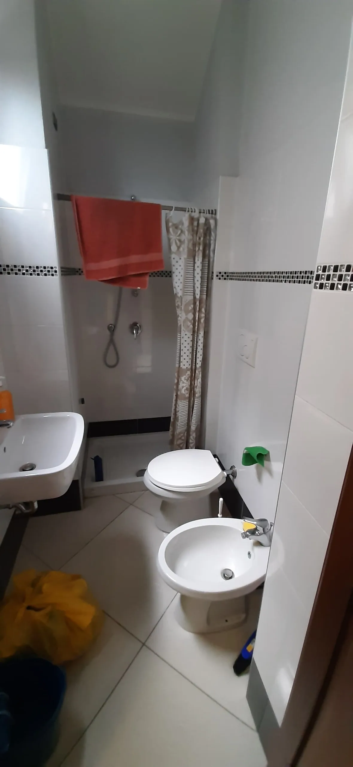 Garsoniere me qera ne Kinostudio (ID BG131) Tirane