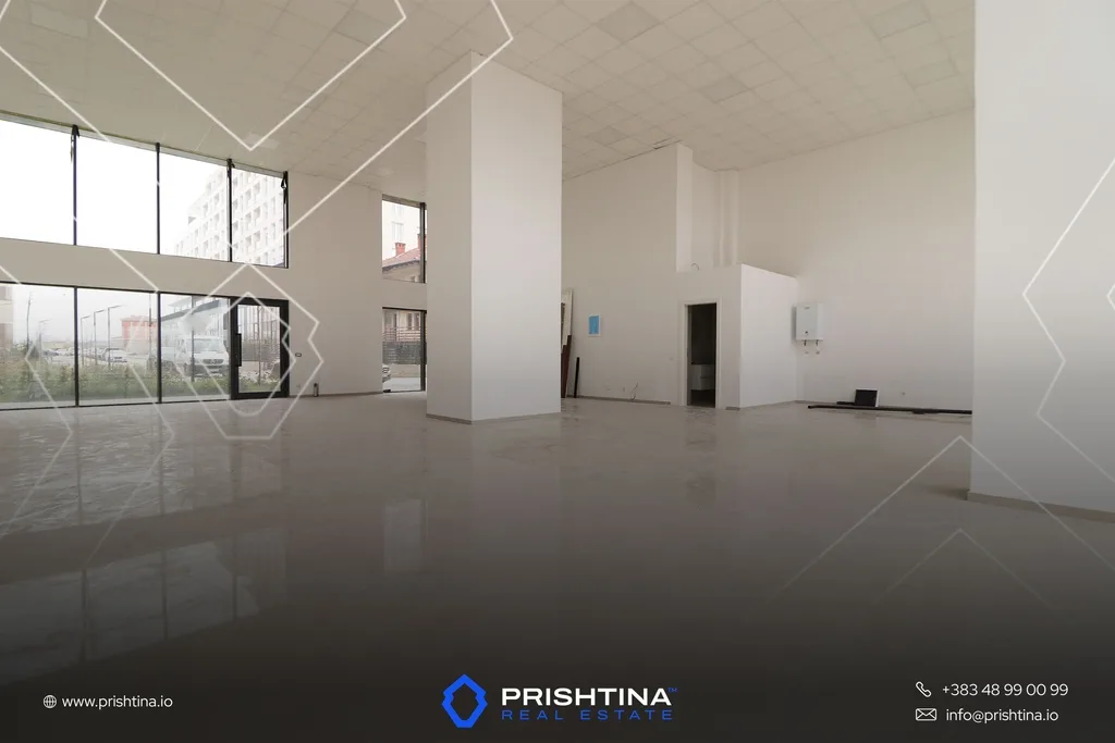 Lokal me qira 186m² në Prishtina e Re