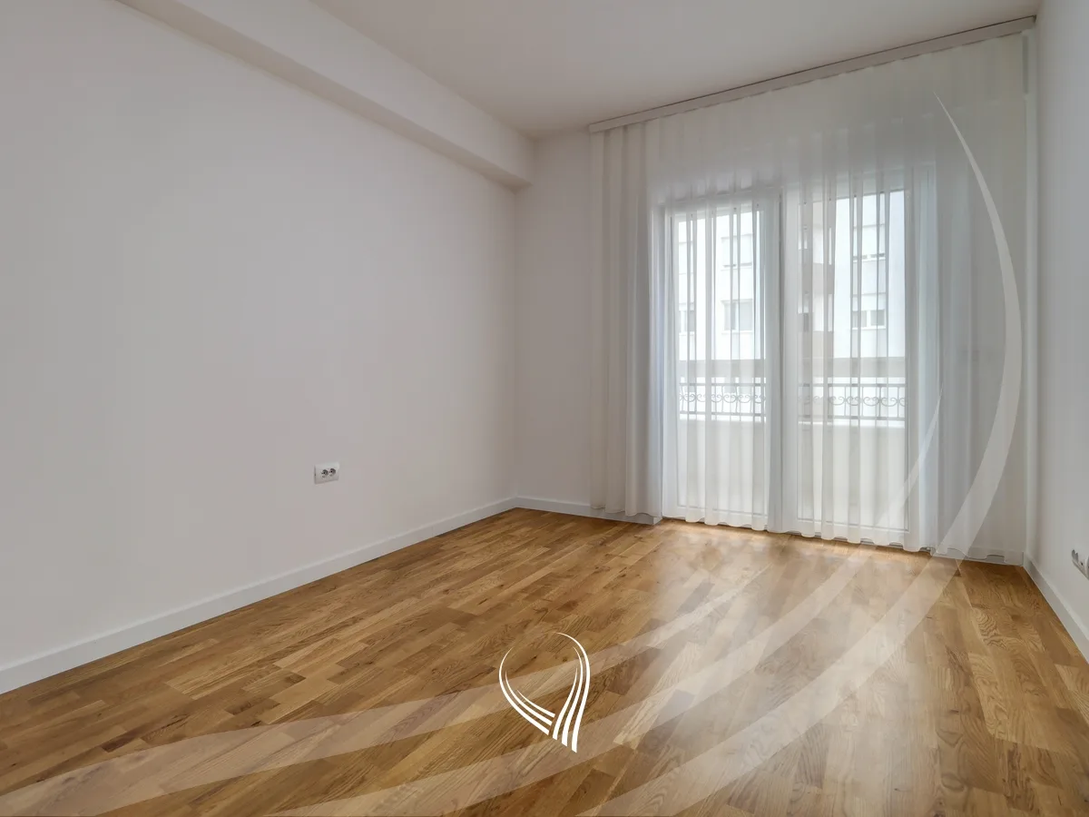 Banesë me 2 dhoma gjumi me qira në lagjen Aktash