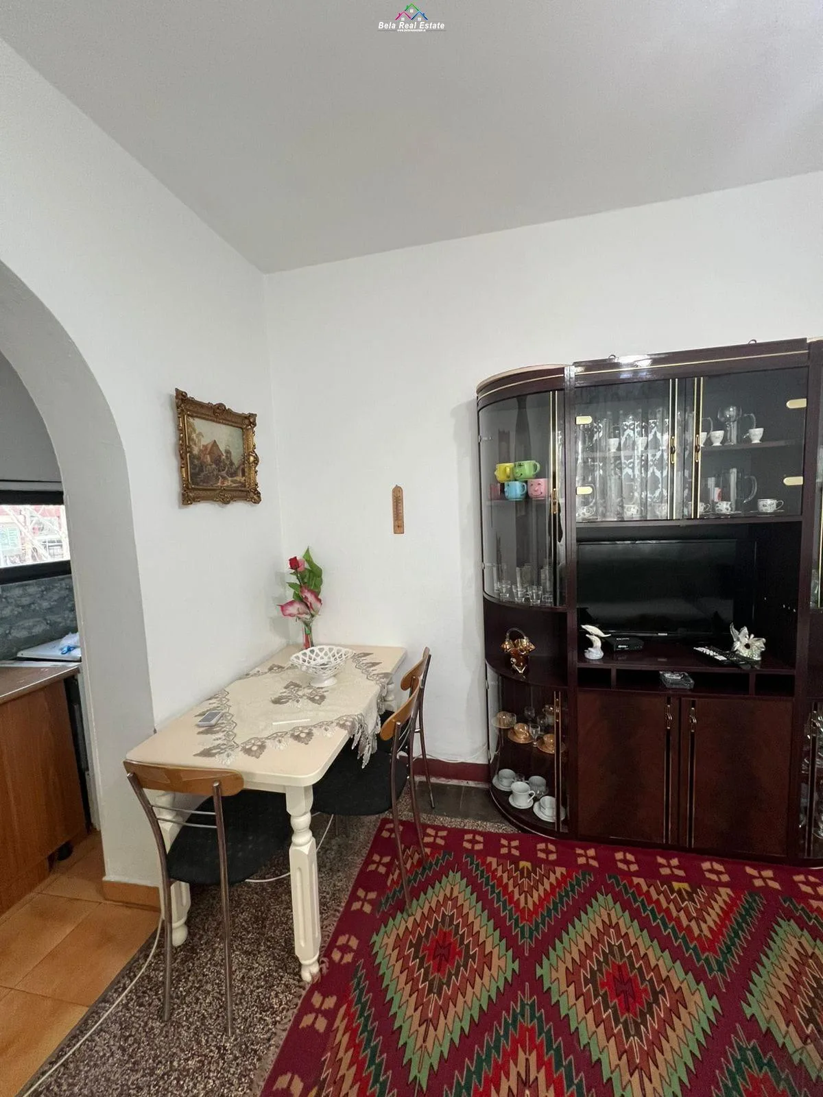 Apartament Me Qera 2+1 Tek Ish Restorant Durresi (ID B221276) Tirane