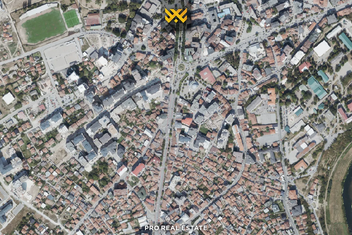Objekt 1524m² + 180m² për #SHITJE në Mitrovicë
