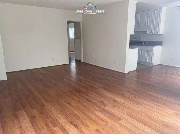 Apartament/Zyre Me Qera 2+1 Tek ish Ekspozita (ID B220974) Tirane.