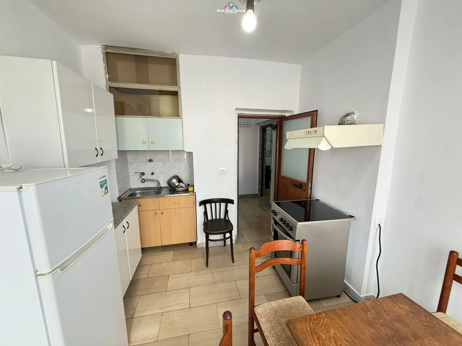 Apartament Me Qera 1+1 Ne Bllok (ID B211414) Tirane