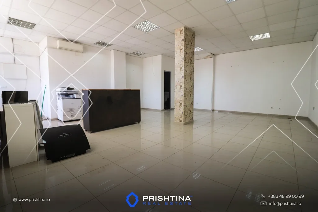 Lokal në #shitje 60m² te Rruga C