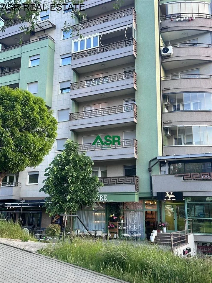 #ID:3690 Banesë 60m2 me #qira në rr.B