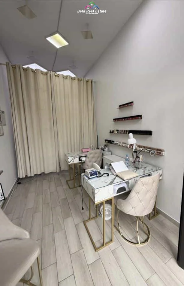 Dyqan Me Qera Tek 21 Dhjetori ( ID BD21802) Tirane