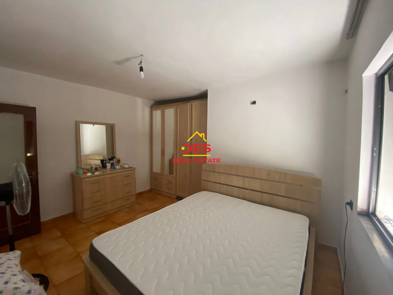 Shitet apartament 1+1 në qendër të qytetit, elbasan.