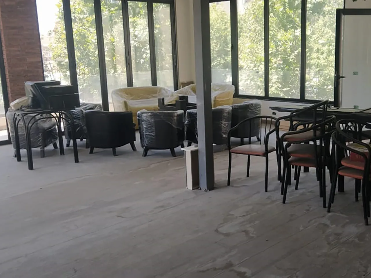 Jepet me qira ambjent biznesi, vlorë