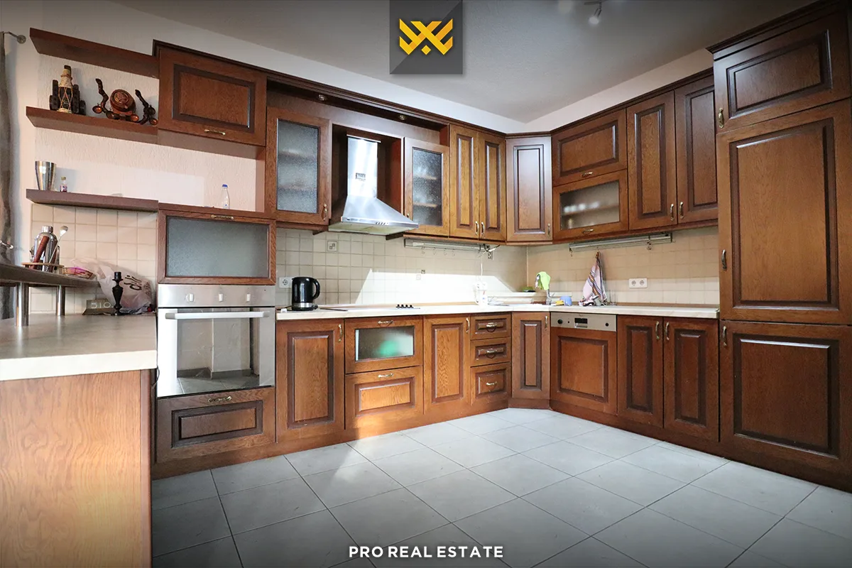 Shtëpi 352.51m² me #QIRA në Dragodan