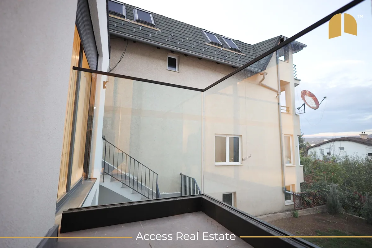 Shtëpi me QIRA – Arbëri – 380m²